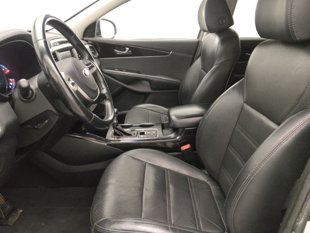 2019 Kia Sorento in Jacksonville, FL 32225 - 18136834 17