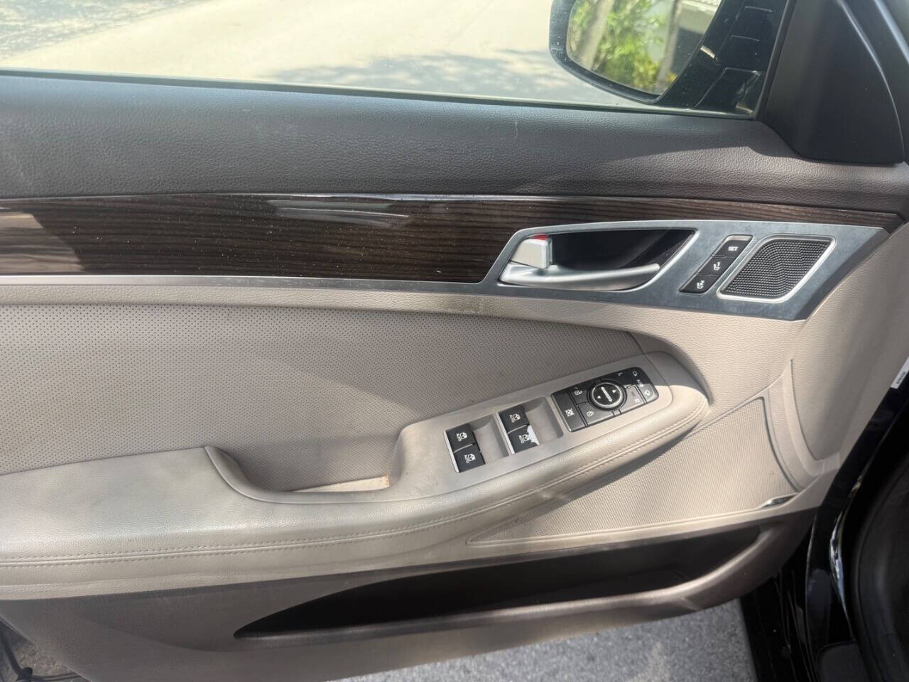 2016 Hyundai Genesis in Hollywood, FL 33023-1906 - 18136836 11