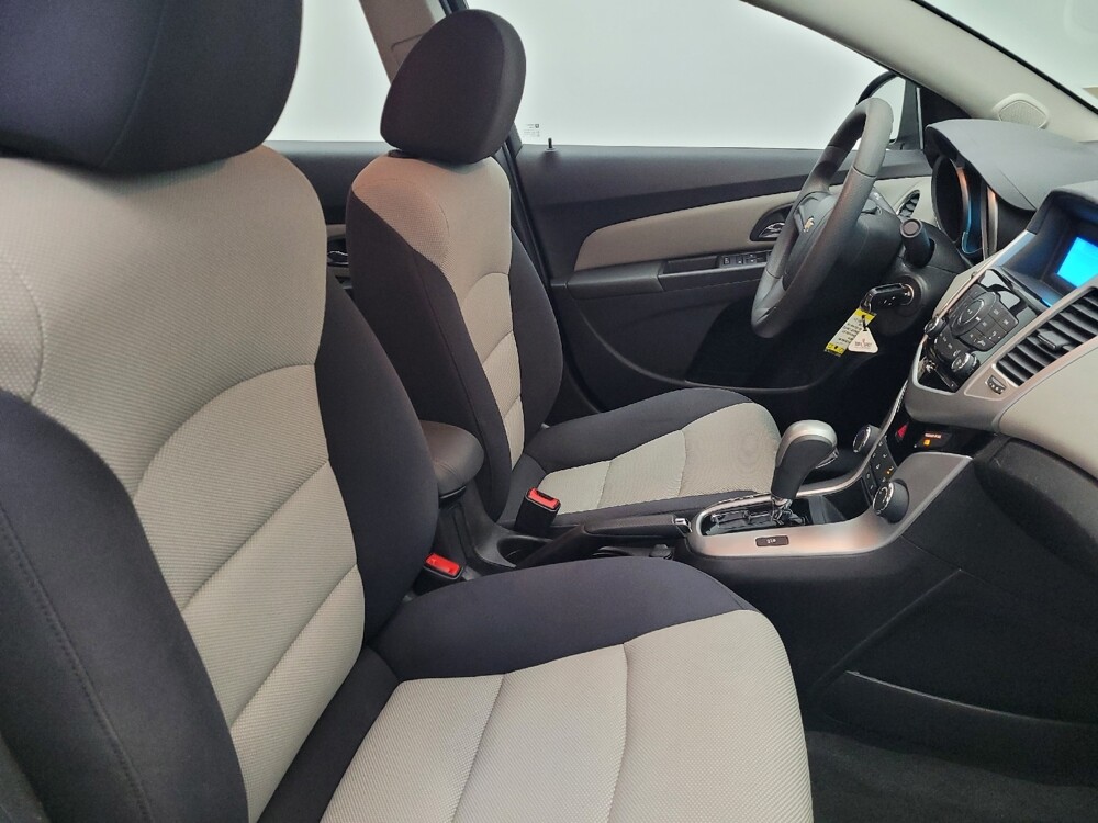 2016 Chevrolet Cruze in Jacksonville, FL 32225 - 18136841 21