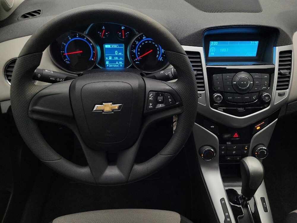 2016 Chevrolet Cruze in Jacksonville, FL 32225 - 18136841 22