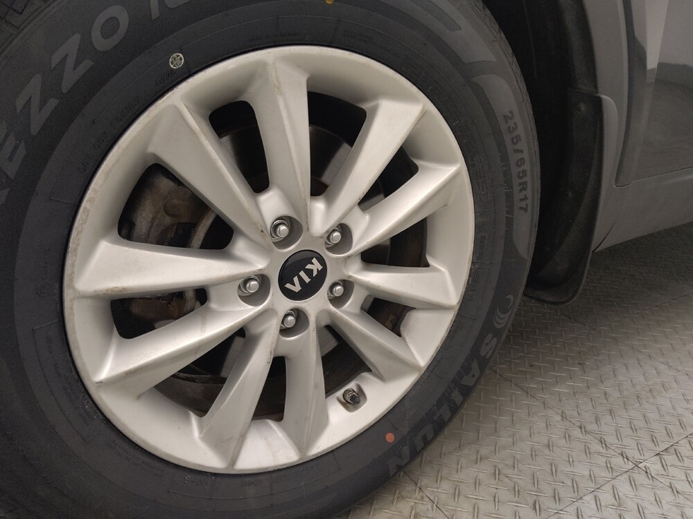 2020 Kia Sorento in Savannah, GA 31419 - 18136843 31
