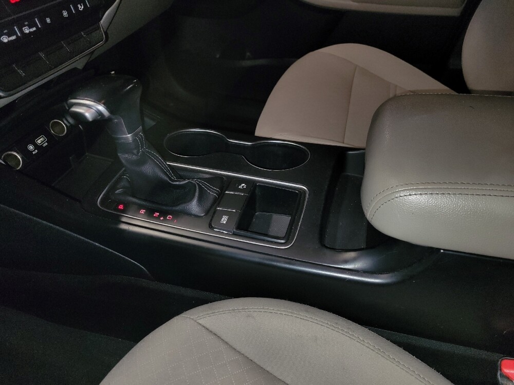 2020 Kia Sorento in Savannah, GA 31419 - 18136843 26
