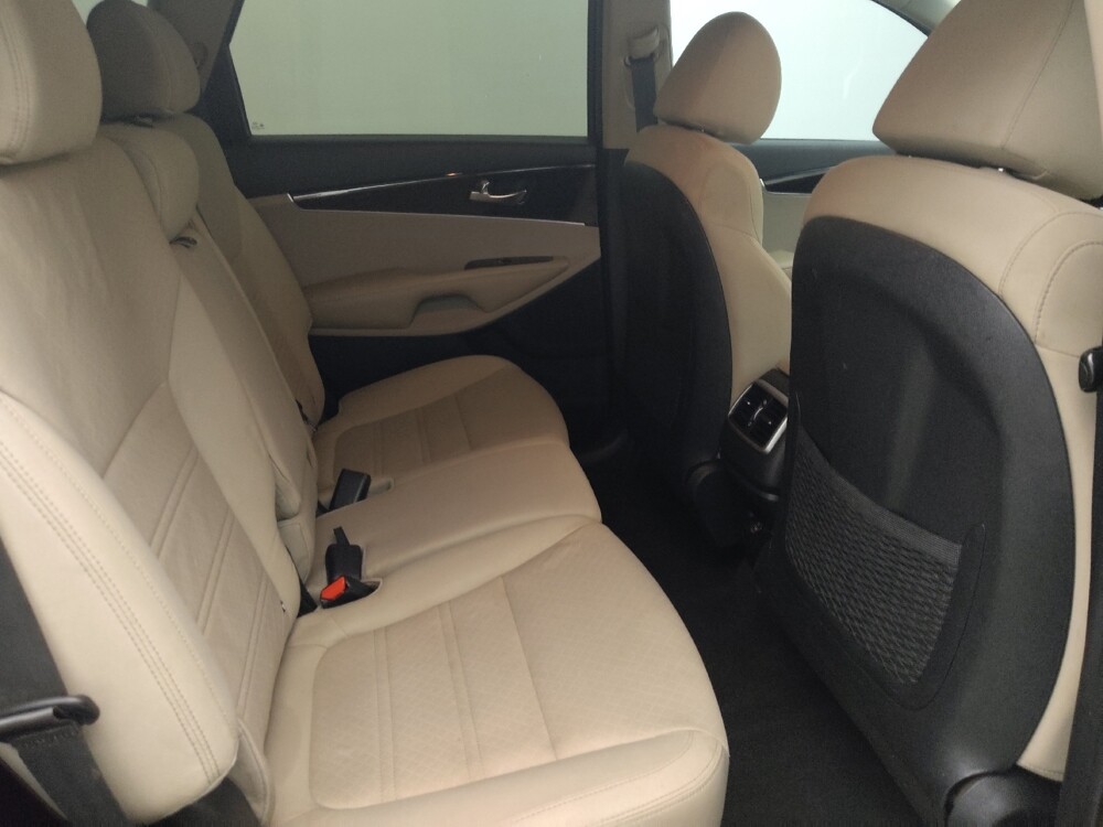 2020 Kia Sorento in Savannah, GA 31419 - 18136843 19