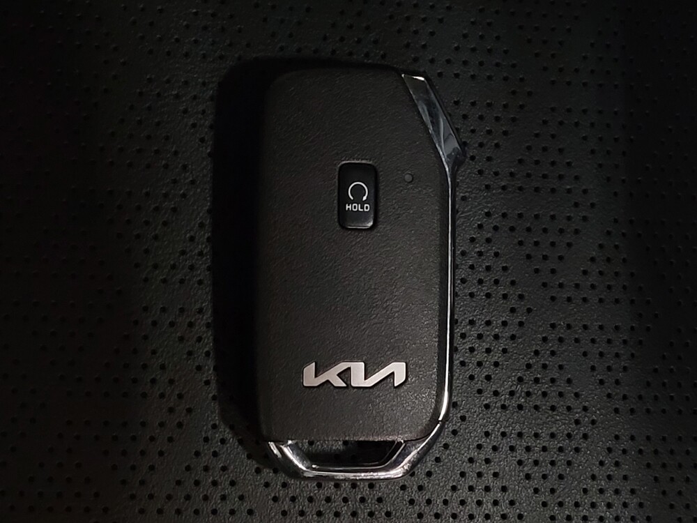 2023 Kia Sorento in Sanford, FL 32773 - 18136845 32