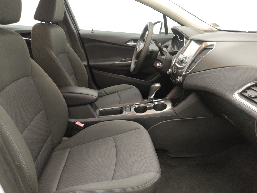 2018 Chevrolet Cruze in Jacksonville, FL 32225 - 18136851 21