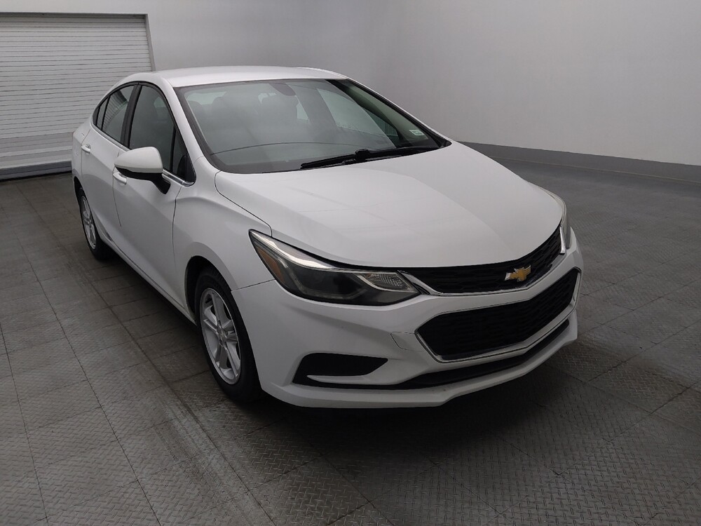 2018 Chevrolet Cruze in Jacksonville, FL 32225 - 18136851 13
