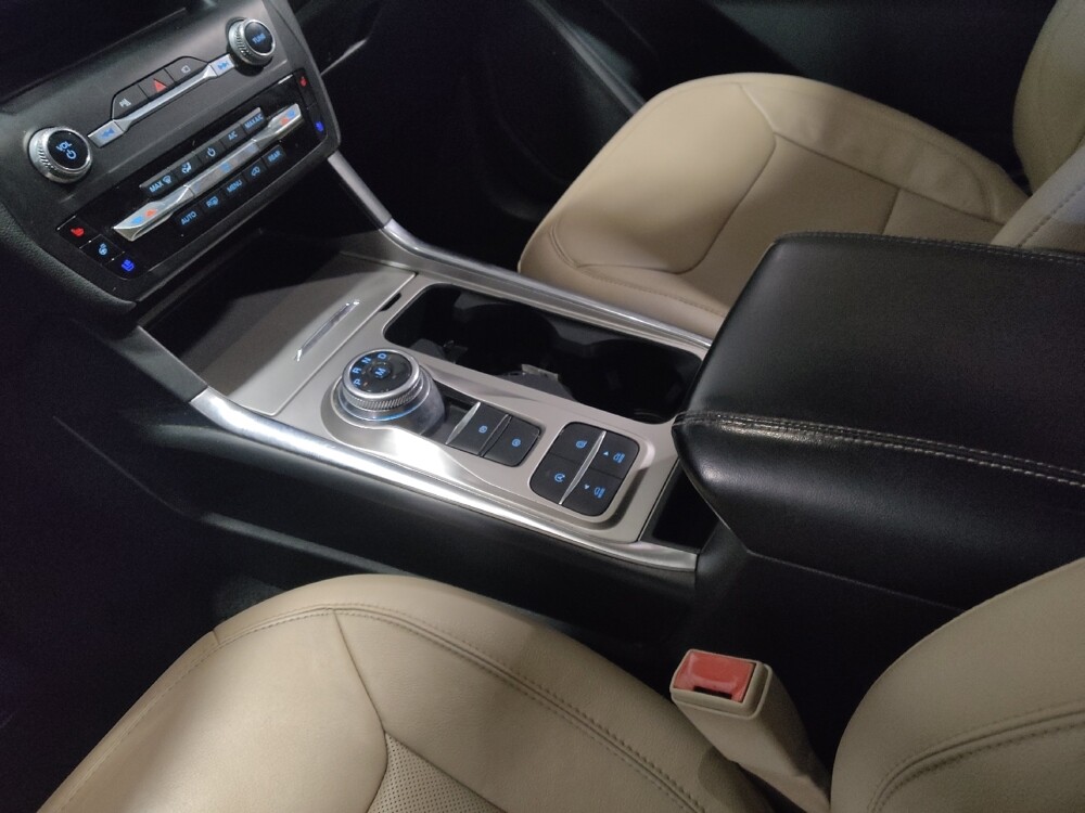 2020 Ford Explorer in Miami, FL 33157 - 18136858 26