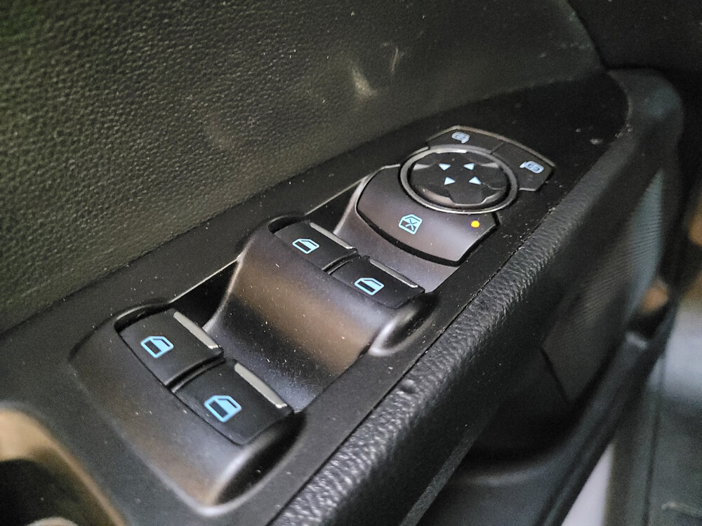 2019 Ford Fusion in Greenville, NC 27834 - 18136867 27