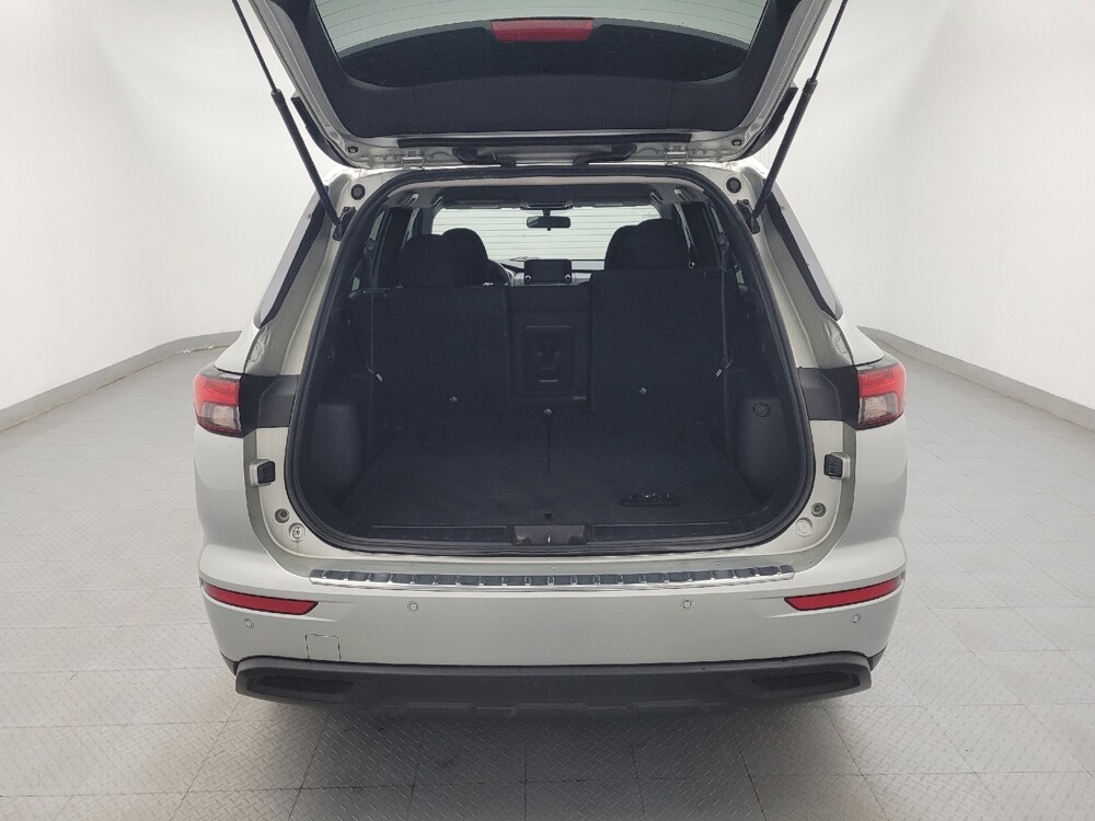 2022 Mitsubishi Outlander in Greenville, SC 29607 - 18136877 29