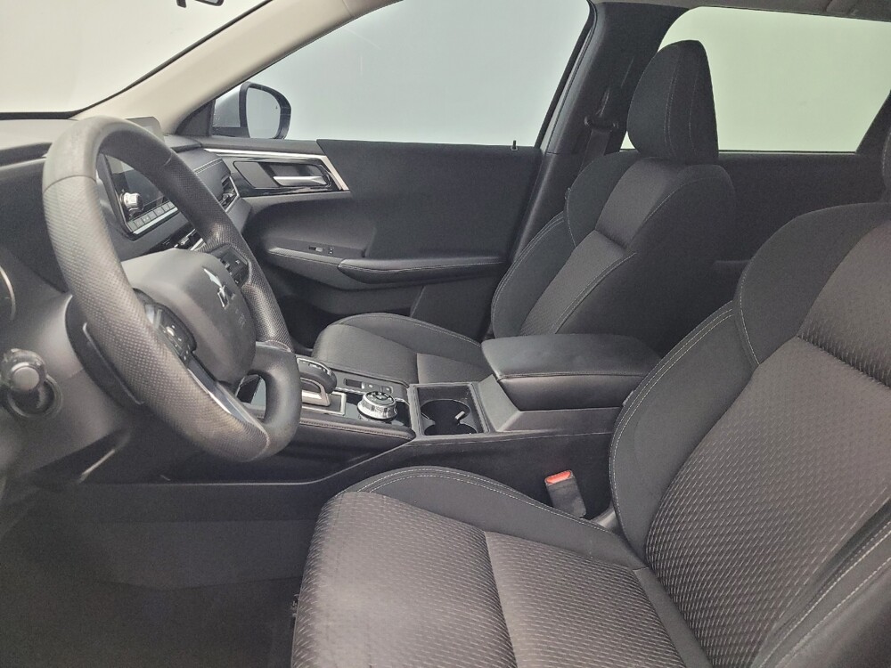 2022 Mitsubishi Outlander in Greenville, SC 29607 - 18136877 17