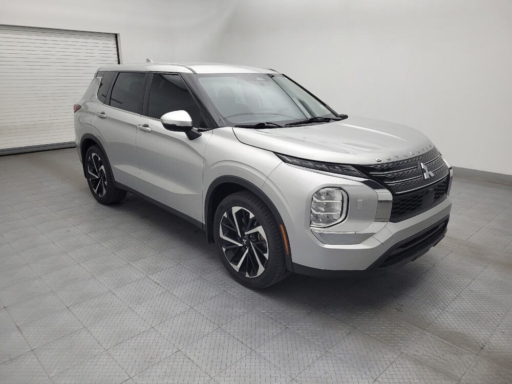 2022 Mitsubishi Outlander in Greenville, SC 29607 - 18136877 11
