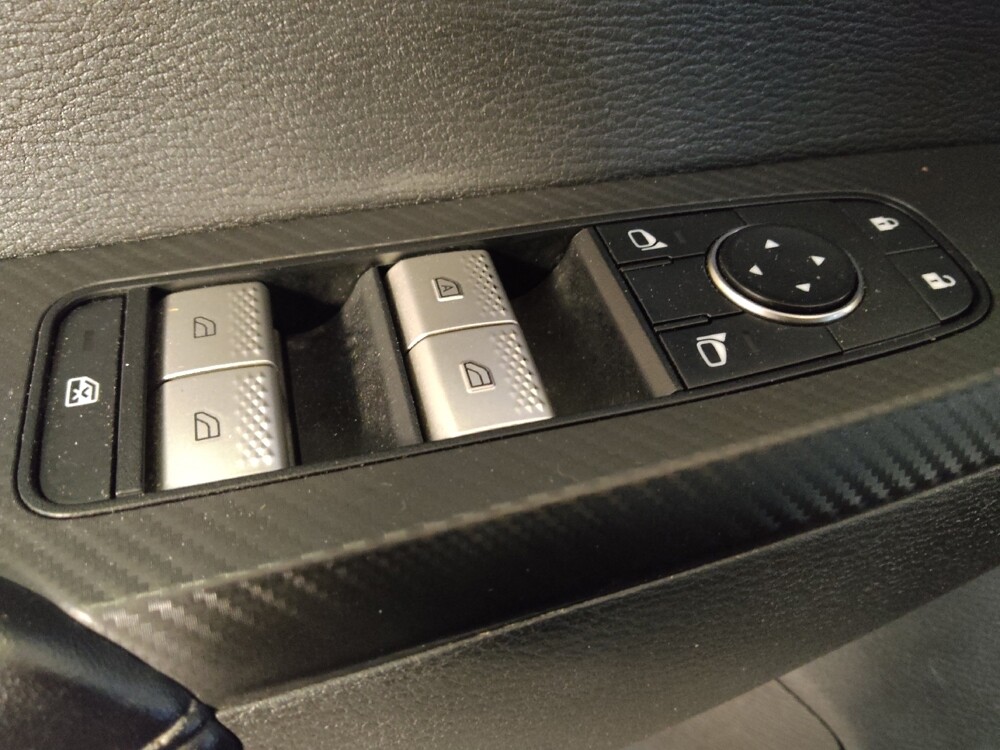 2022 Mitsubishi Outlander in Greenville, SC 29607 - 18136877 27