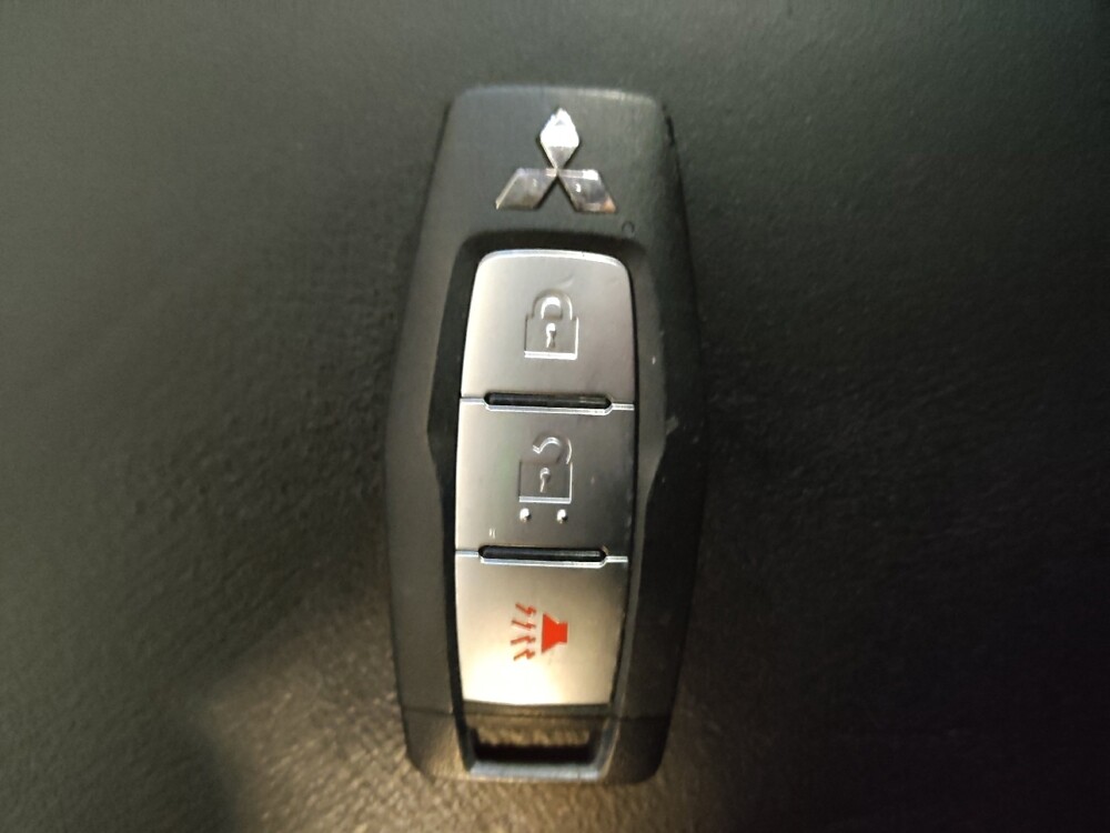 2022 Mitsubishi Outlander in Greenville, SC 29607 - 18136877 32