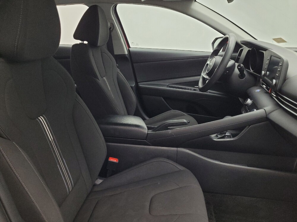 2023 Hyundai Elantra in Fayetteville, NC 28304 - 18136878 21