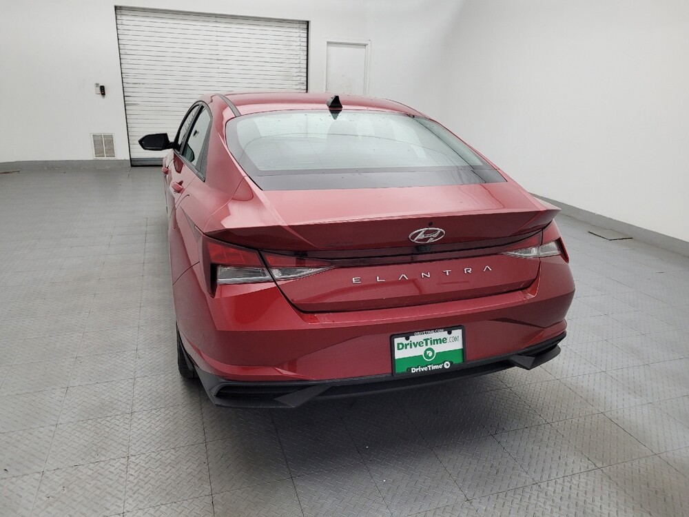 2023 Hyundai Elantra in Fayetteville, NC 28304 - 18136878 6