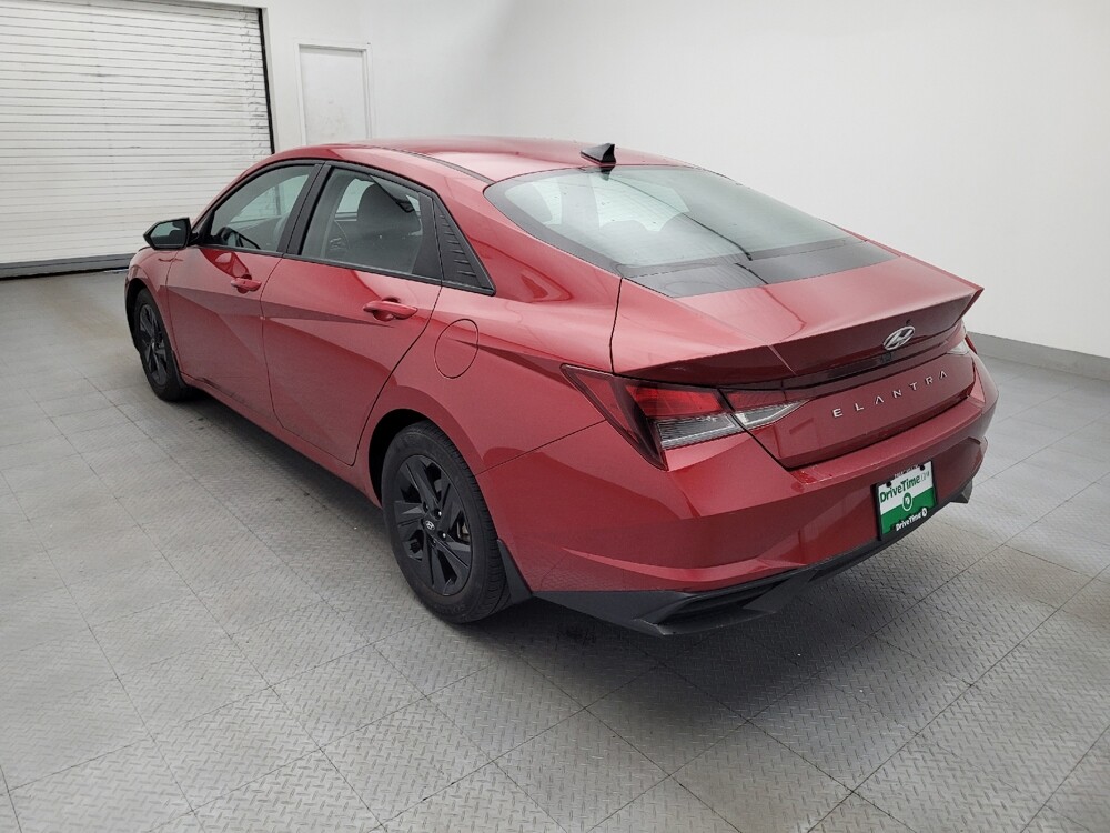 2023 Hyundai Elantra in Fayetteville, NC 28304 - 18136878 5