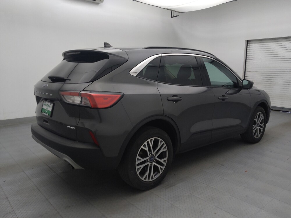 2020 Ford Escape in Greenville, SC 29607 - 18136886 9