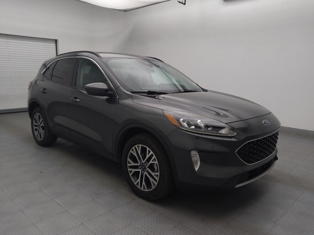 2020 Ford Escape in Greenville, SC 29607 - 18136886 13
