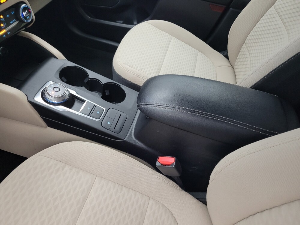 2021 Ford Escape in Greenville, SC 29607 - 18136887 26