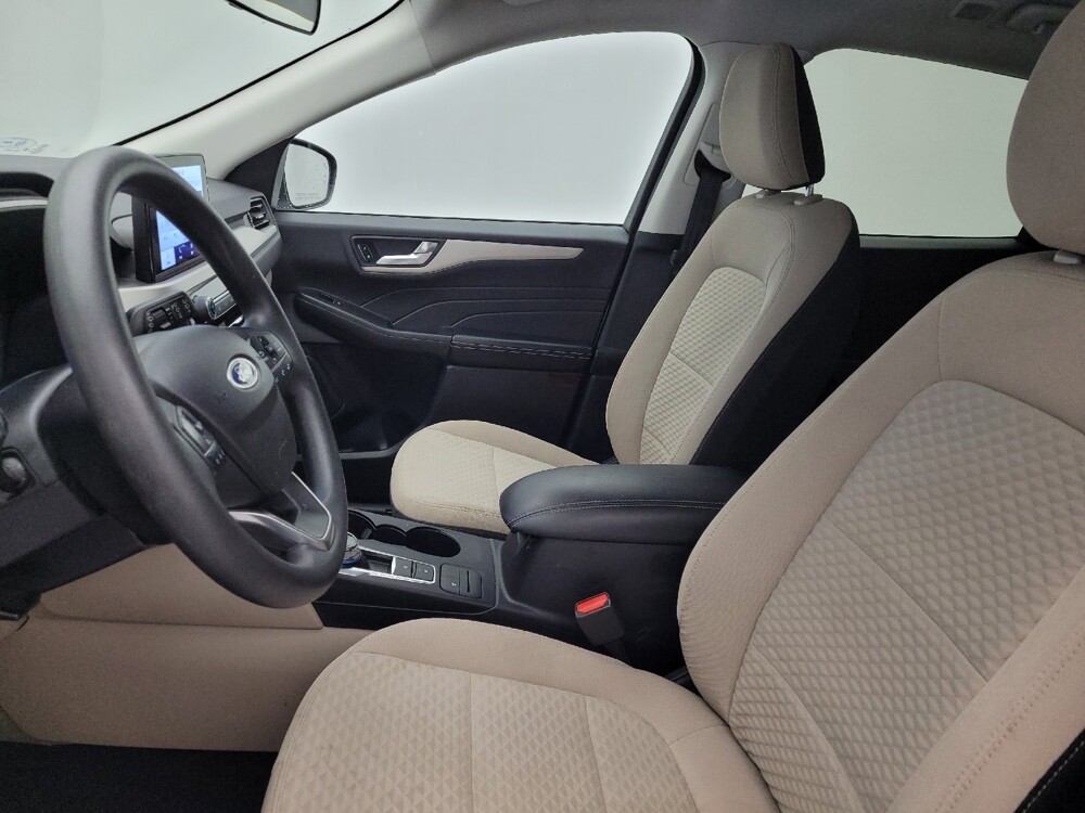 2021 Ford Escape in Greenville, SC 29607 - 18136887 17