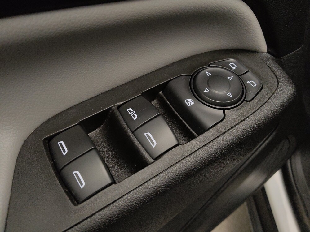 2021 Chevrolet Equinox in Lakewood, CO 80215 - 18136894 27