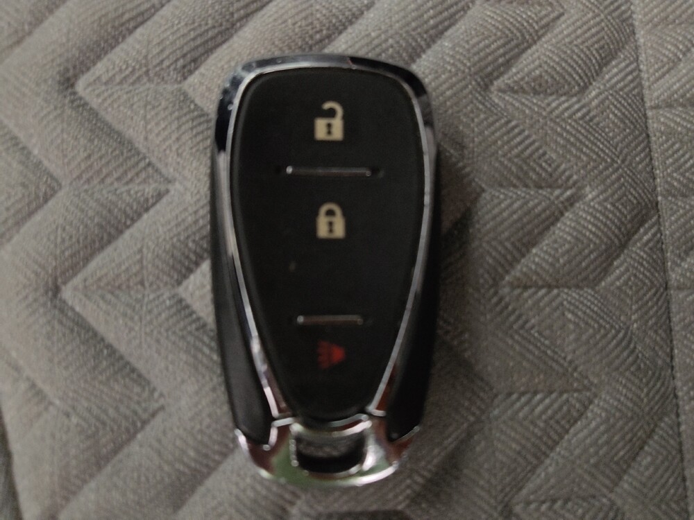 2024 Chevrolet Equinox in Lakewood, CO 80215 - 18136896 32