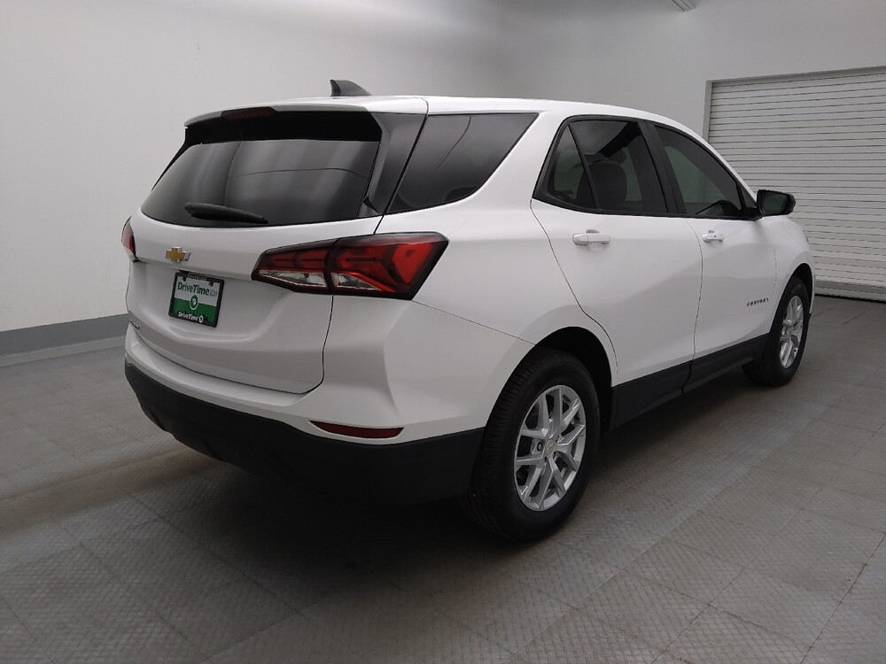 2024 Chevrolet Equinox in Lakewood, CO 80215 - 18136896 9