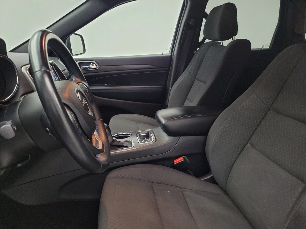 2018 Jeep Grand Cherokee in Memphis, TN 38128 - 18136903 17