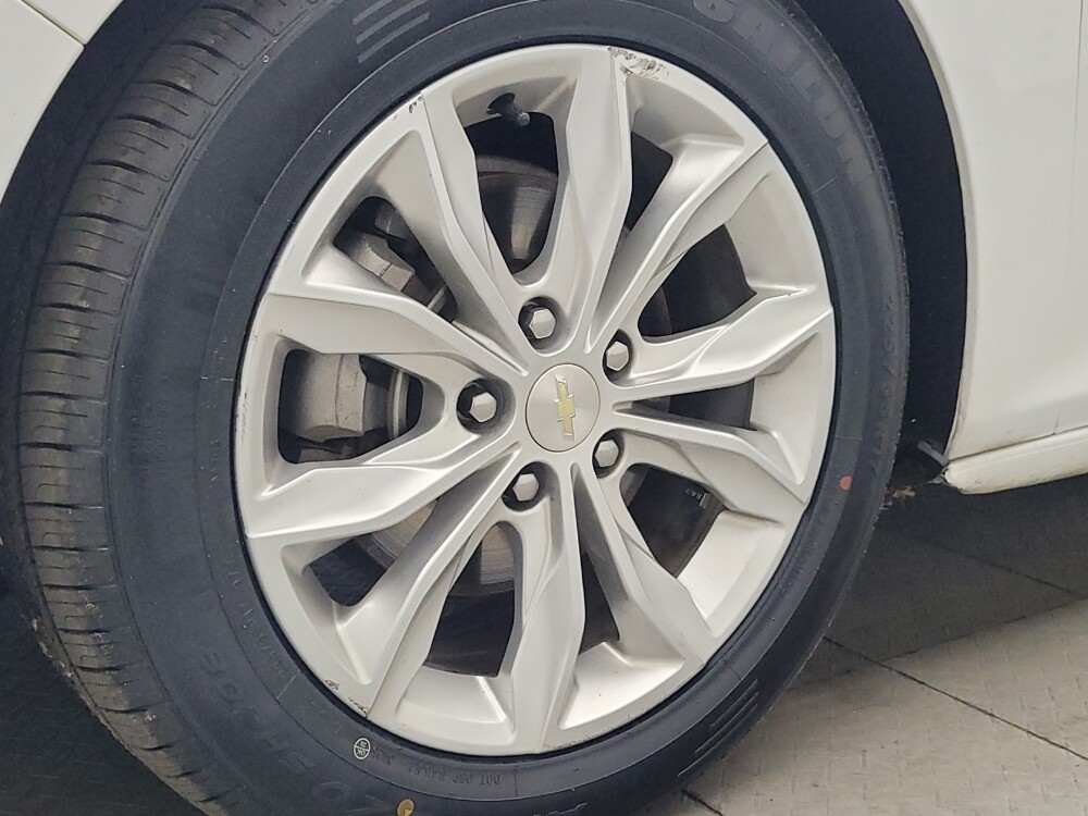 2020 Chevrolet Malibu in Memphis, TN 38115 - 18136905 31