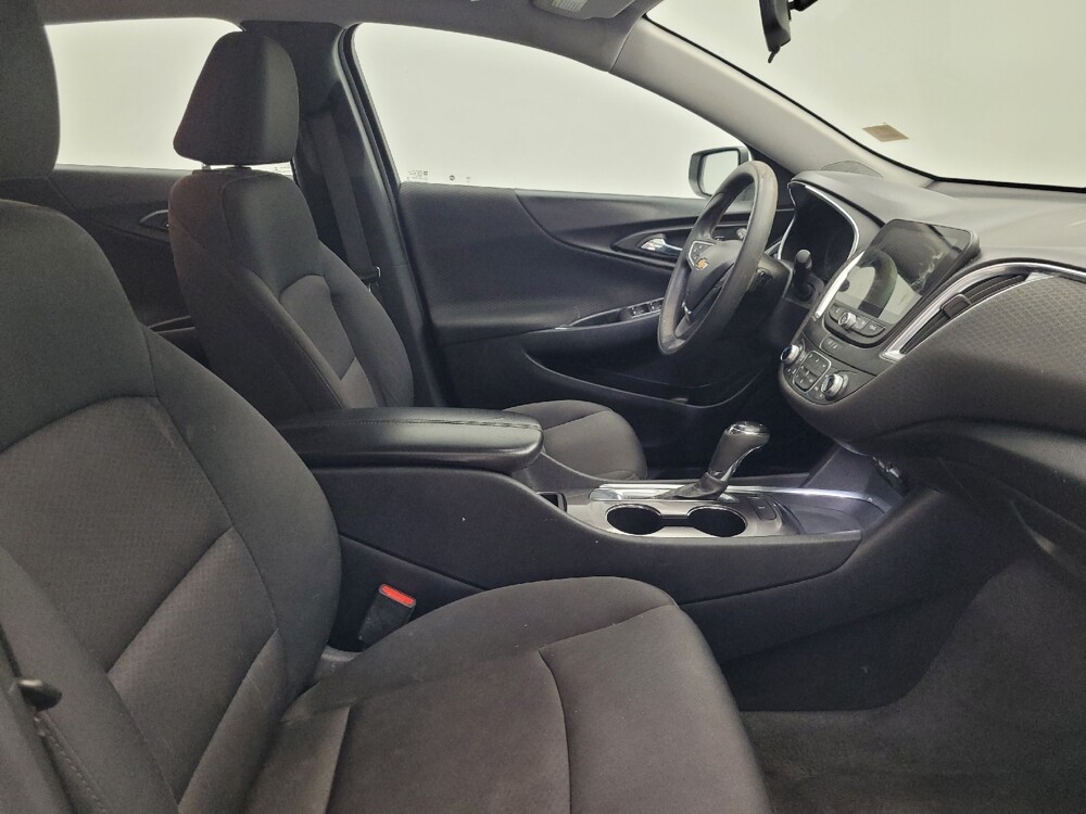 2020 Chevrolet Malibu in Memphis, TN 38115 - 18136905 21