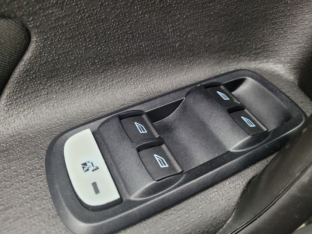2018 Ford Fiesta in Memphis, TN 38115 - 18136906 27