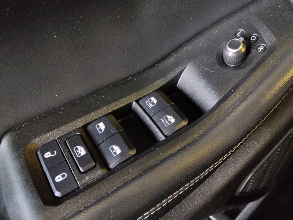 2021 Jeep Grand Cherokee L in Houston, TX 77060 - 18136912 27