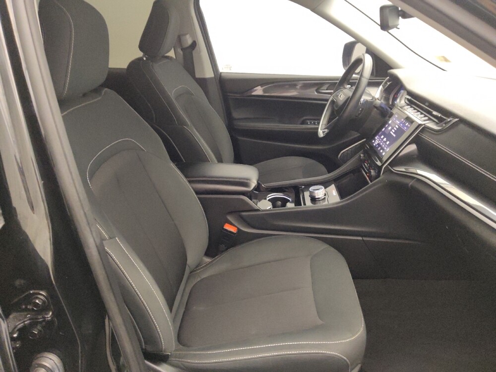 2021 Jeep Grand Cherokee L in Houston, TX 77060 - 18136912 21