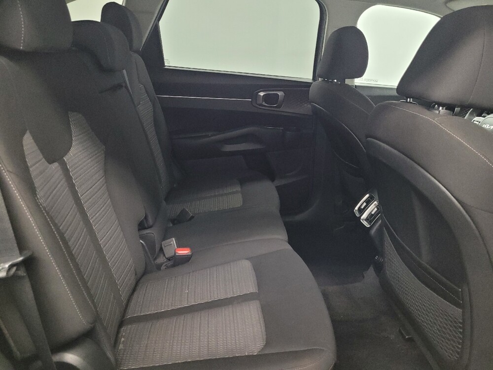 2023 Kia Sorento in Houston, TX 77034 - 18136917 19
