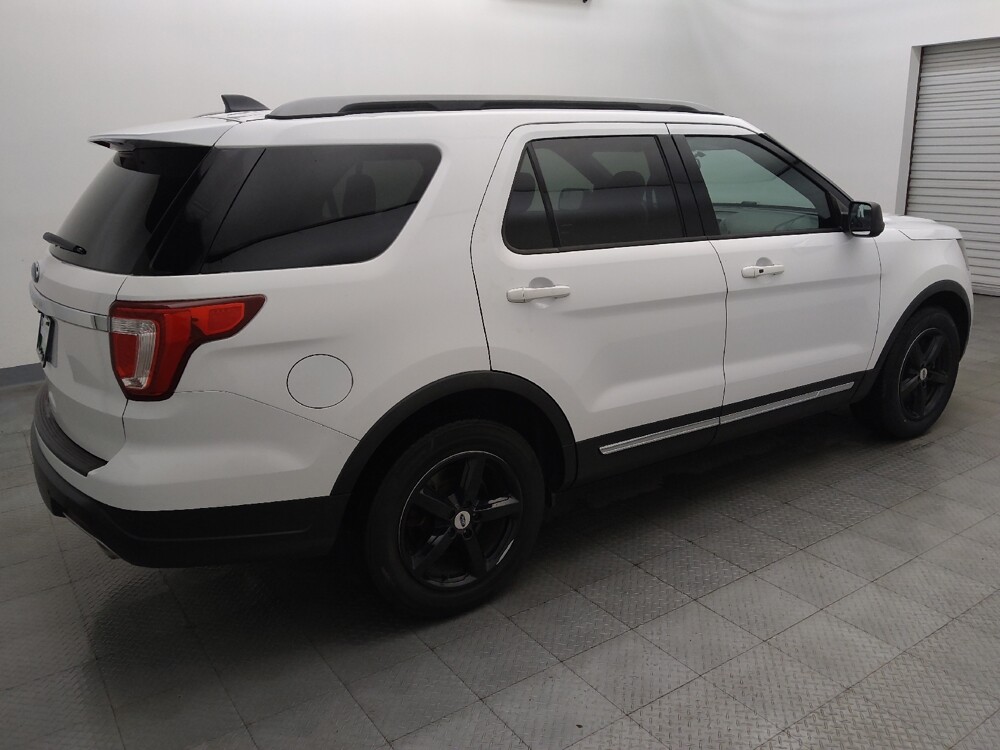 2018 Ford Explorer in Round Rock, TX 78664 - 18136921 10
