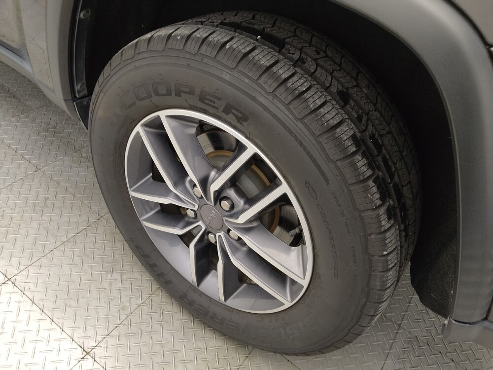 2019 Jeep Grand Cherokee in Corpus Christi, TX 78412 - 18136924 31
