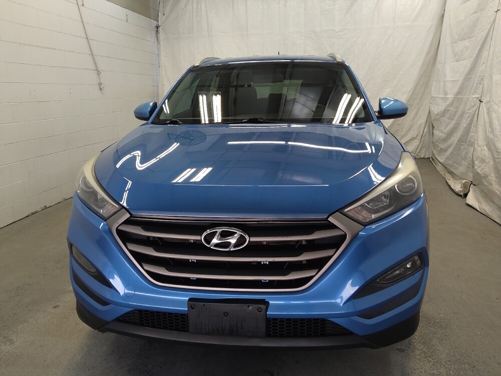 2016 Hyundai Tucson in Cincinnati, OH 45255 - 18136928 15