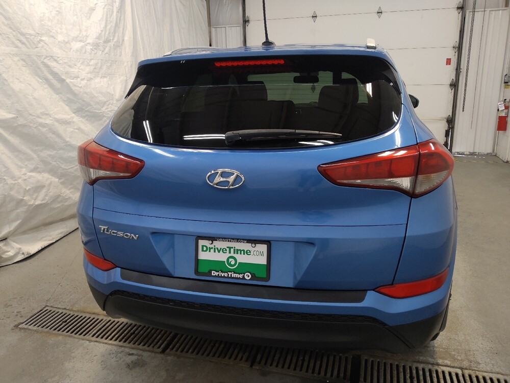 2016 Hyundai Tucson in Cincinnati, OH 45255 - 18136928 7