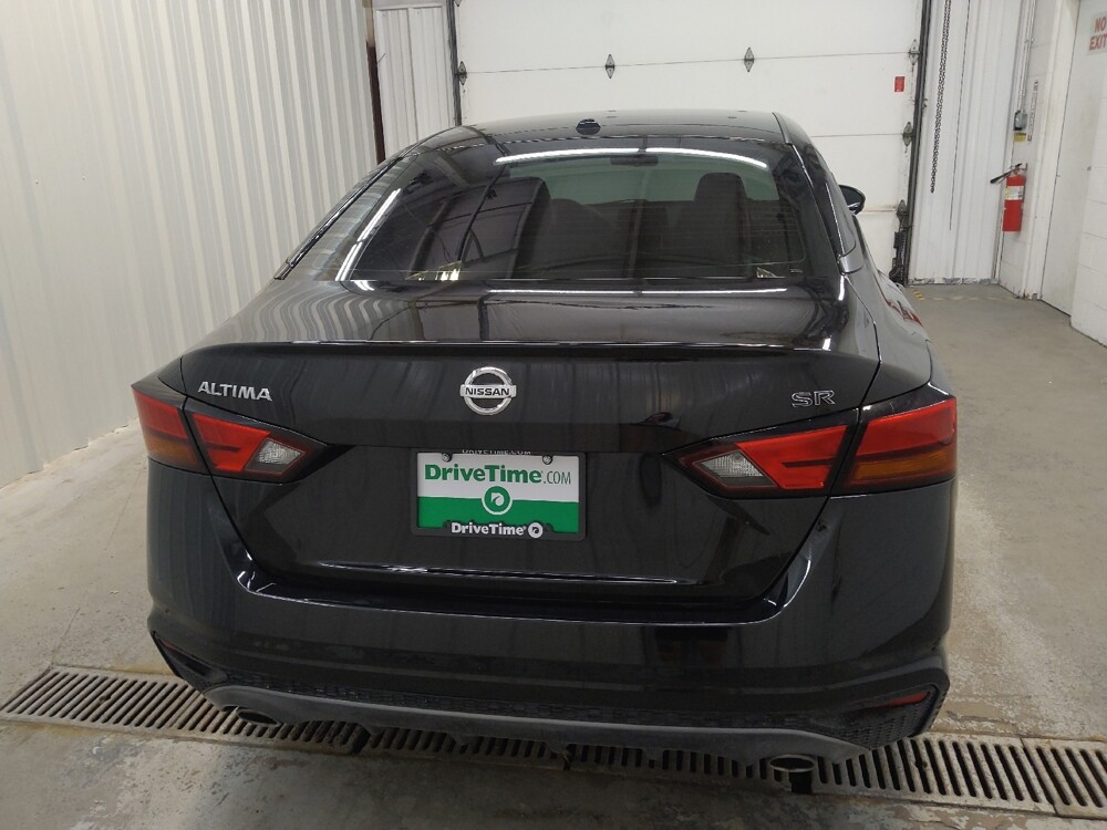 2019 Nissan Altima in Cincinnati, OH 45255 - 18136929 7