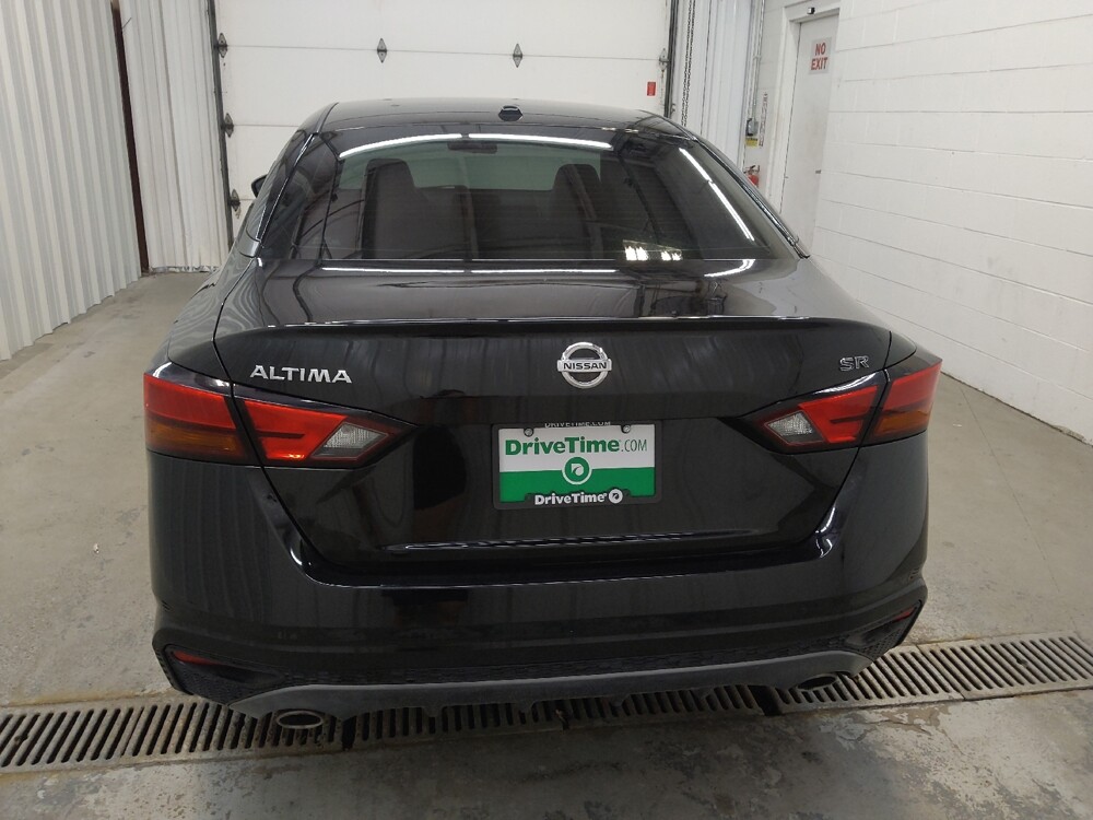 2019 Nissan Altima in Cincinnati, OH 45255 - 18136929 6