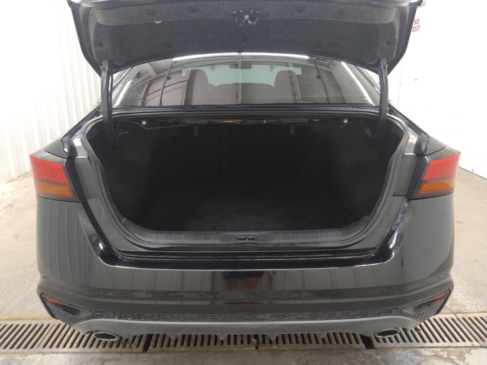 2019 Nissan Altima in Cincinnati, OH 45255 - 18136929 29