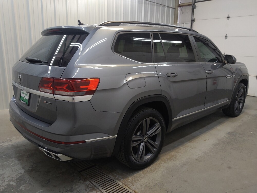 2021 Volkswagen Atlas in Fairfield, OH 45014 - 18136930 10