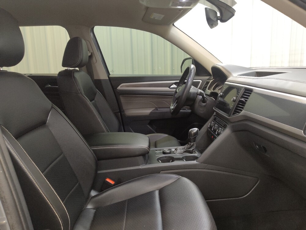 2021 Volkswagen Atlas in Fairfield, OH 45014 - 18136930 21