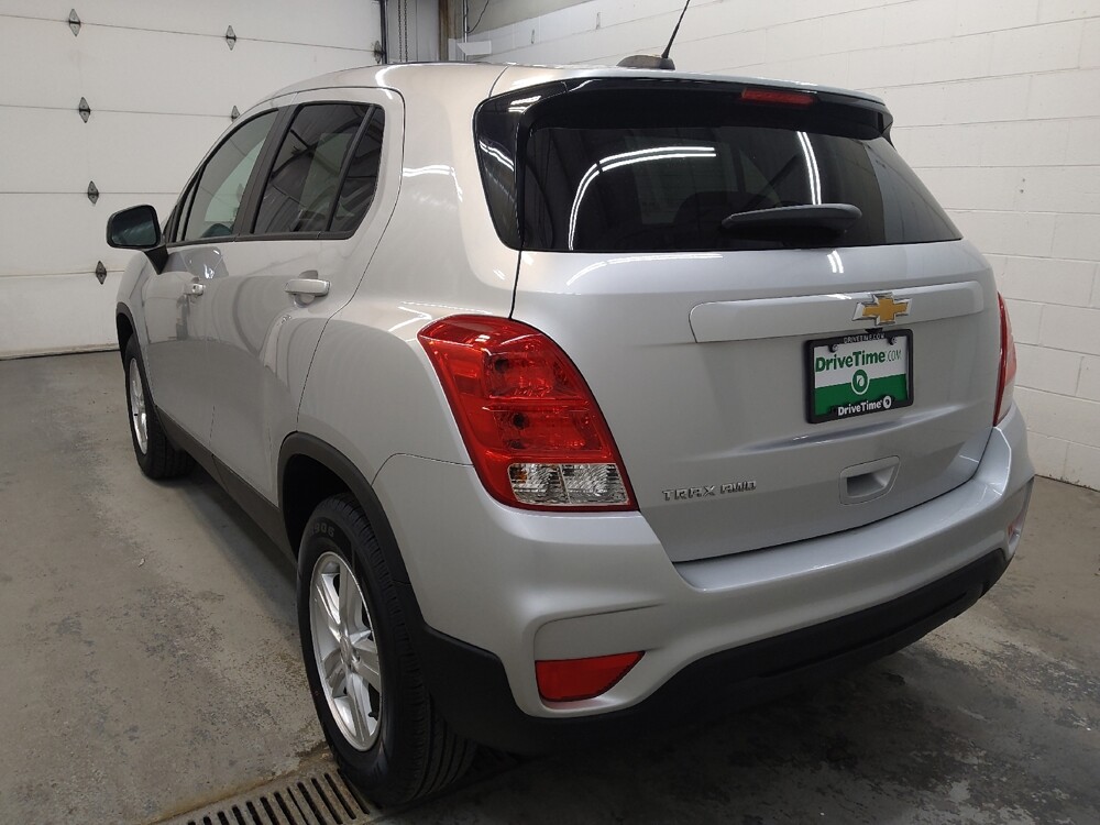 2022 Chevrolet Trax in Cincinnati, OH 45255 - 18136932 5