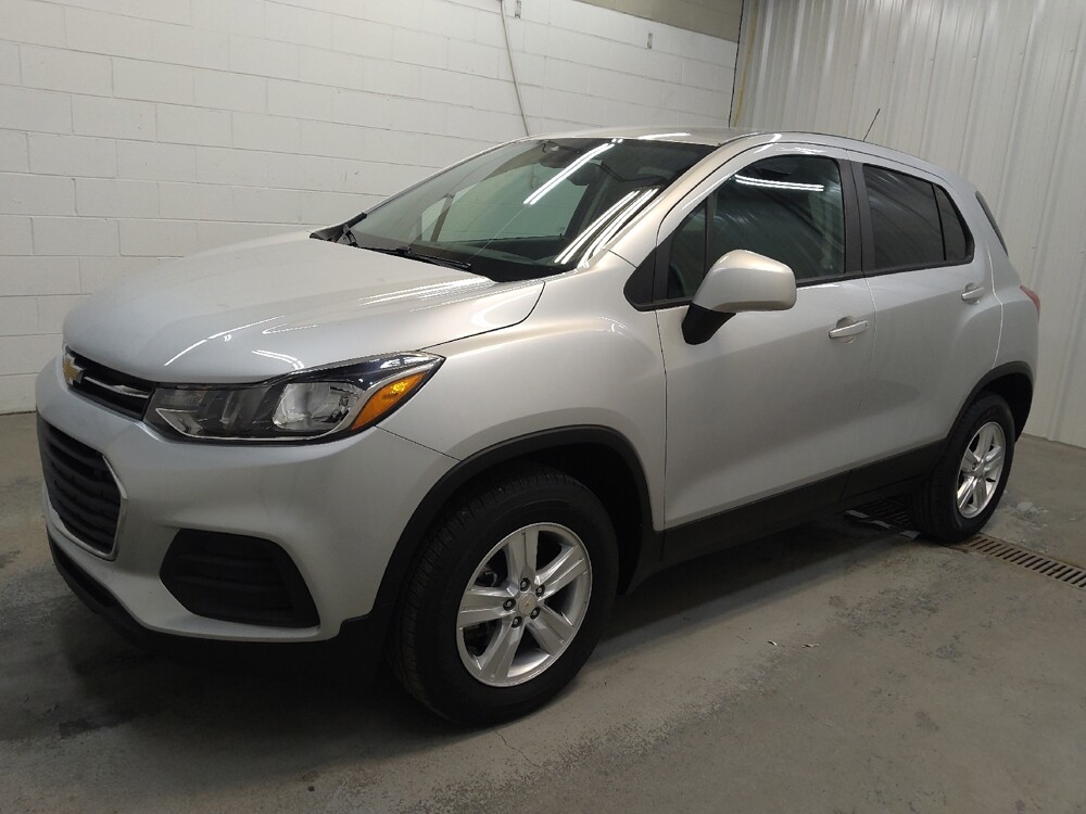 2022 Chevrolet Trax in Cincinnati, OH 45255 - 18136932 2