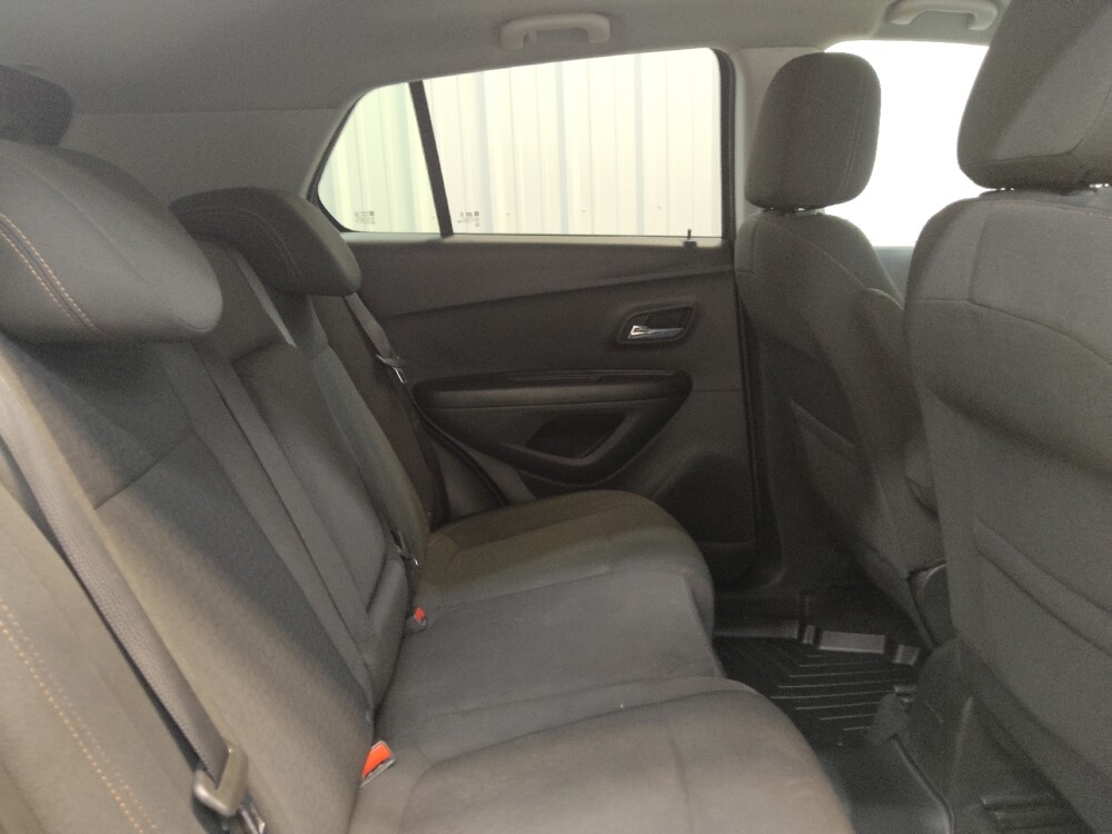 2022 Chevrolet Trax in Cincinnati, OH 45255 - 18136932 19