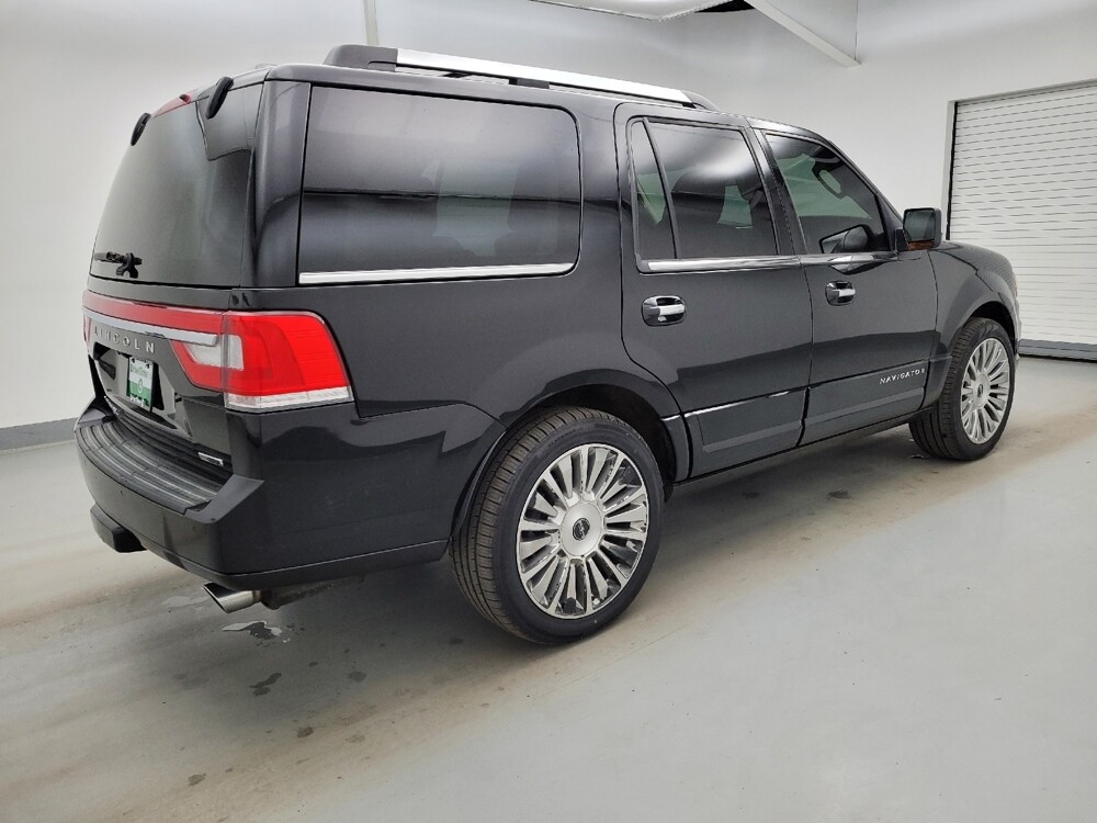 2016 Lincoln Navigator in Columbus, OH 43228 - 18136936 10