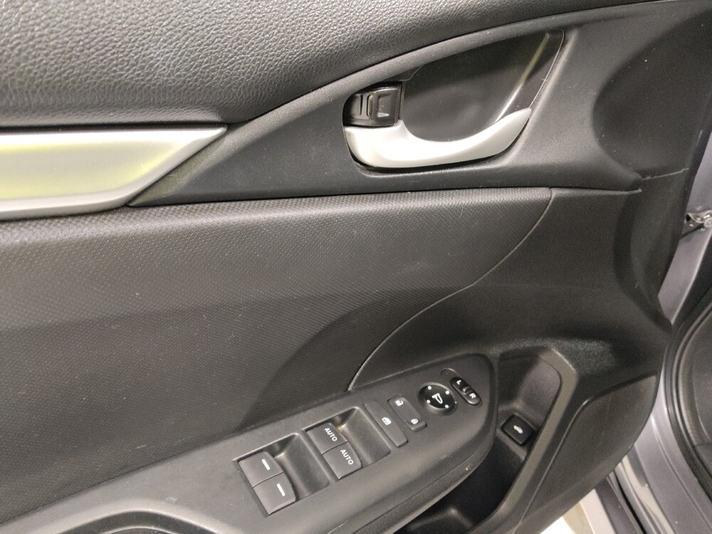 2020 Honda Civic in Columbus, OH 43228 - 18136938 27