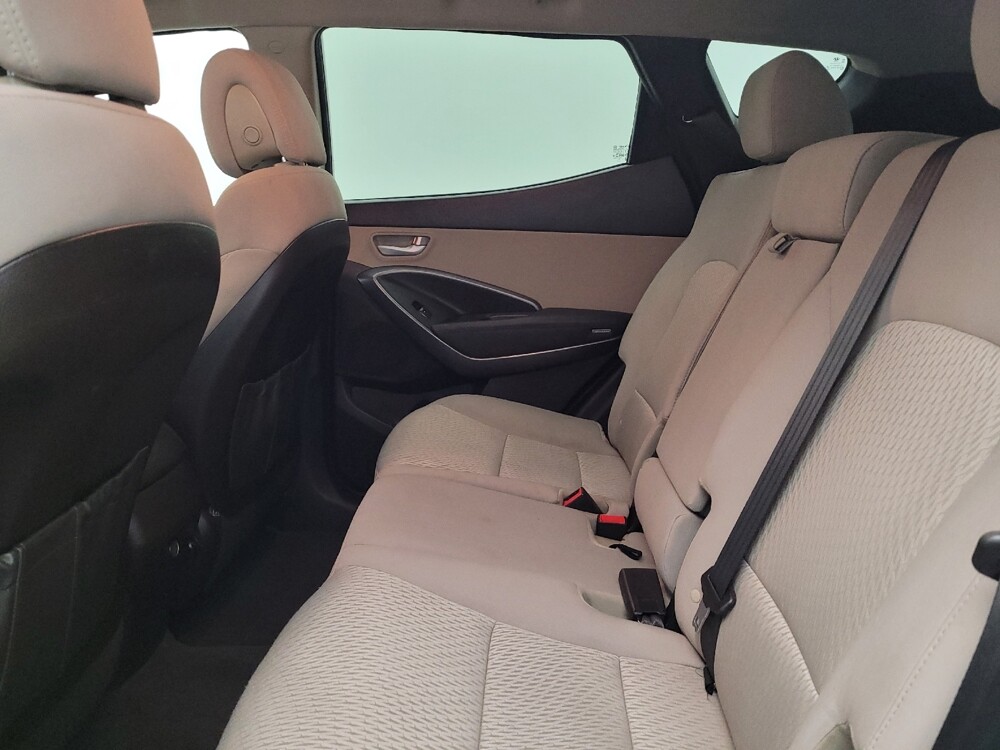 2018 Hyundai Santa Fe in Maple Heights, OH 44137 - 18136939 18