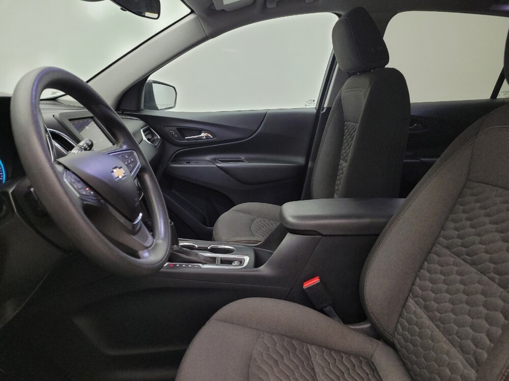 2020 Chevrolet Equinox in Maple Heights, OH 44137 - 18136943 17